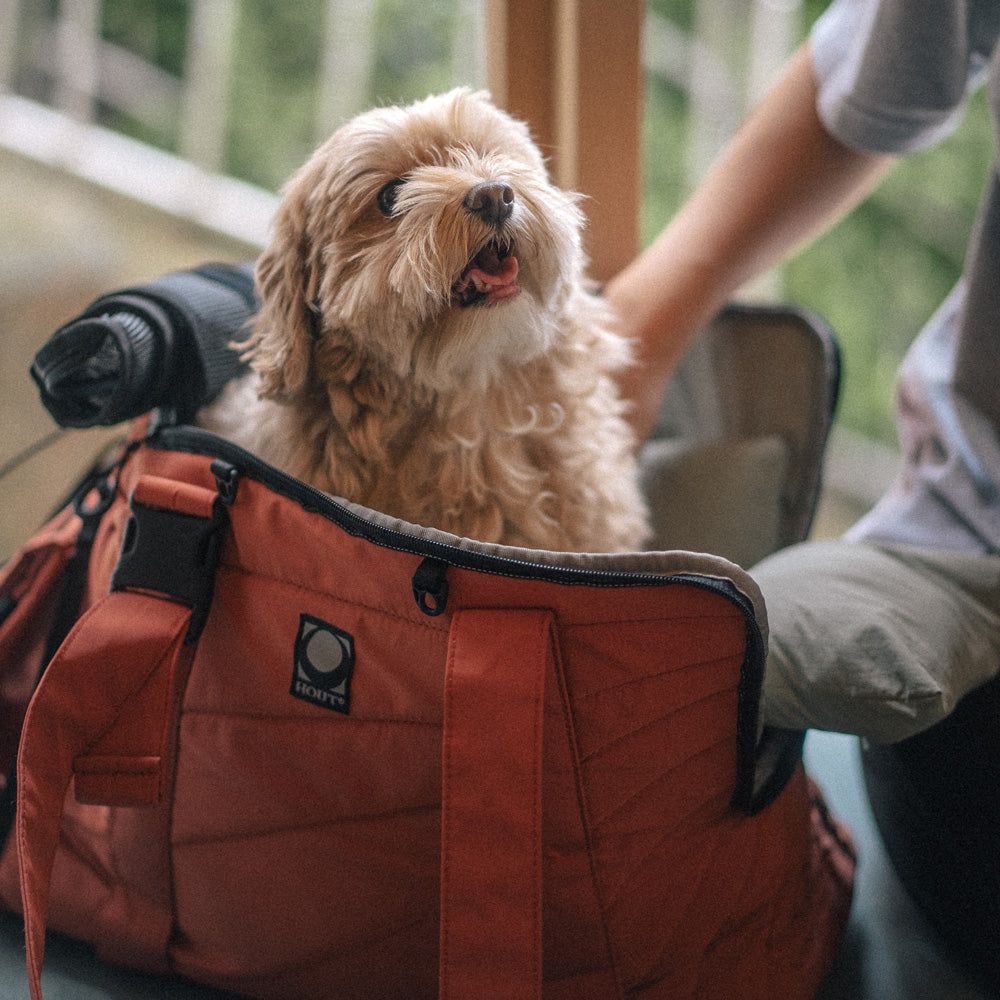 HOUT エアフィット キルティング 犬用キャリーバッグ 正面